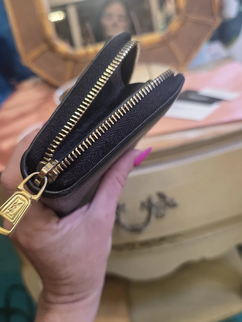 YSL Ives Saint Laurent Black Zippy Wallet - Picture 7 of 17